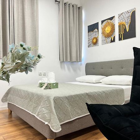 Godson Talpiot Aparthotel Haifa Buitenkant foto
