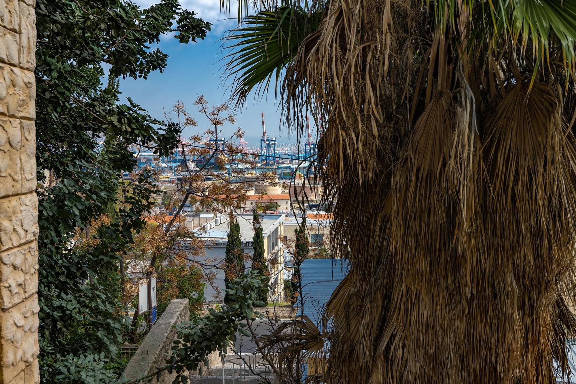 Godson Talpiot Aparthotel Haifa Buitenkant foto