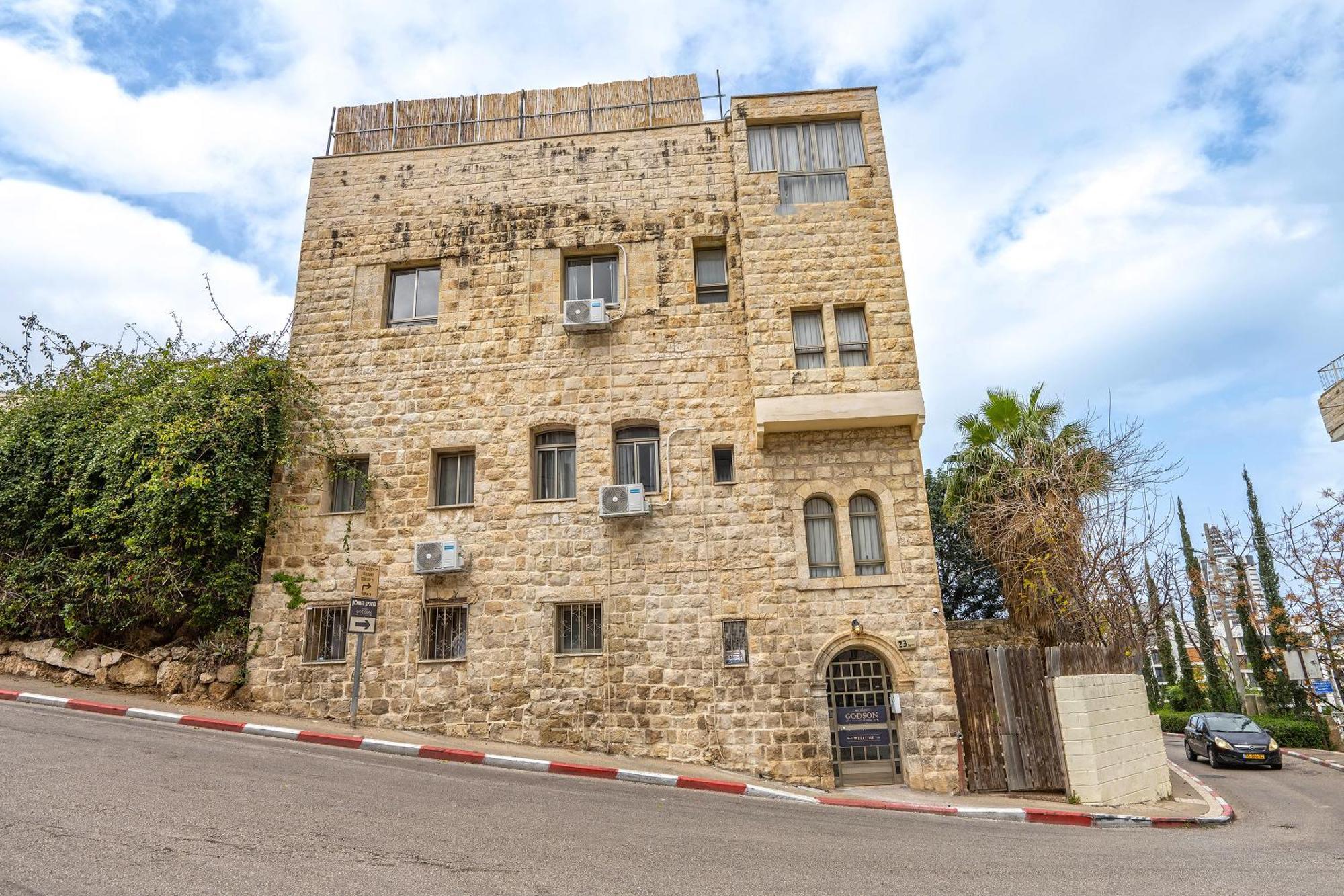 Godson Talpiot Aparthotel Haifa Buitenkant foto