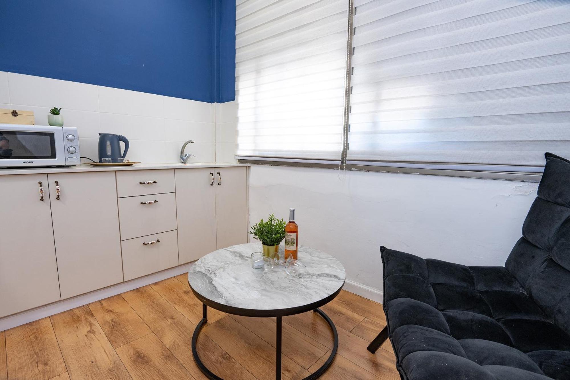 Godson Talpiot Aparthotel Haifa Buitenkant foto