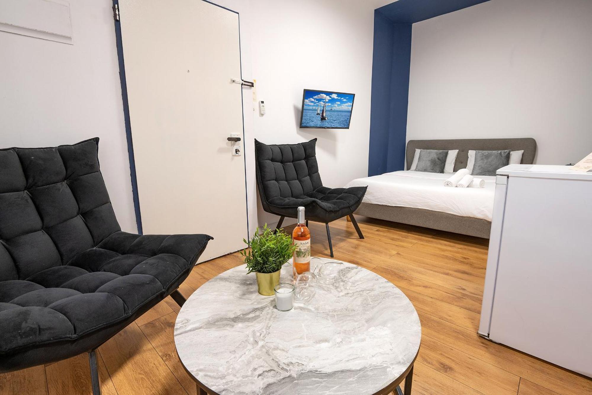 Godson Talpiot Aparthotel Haifa Buitenkant foto